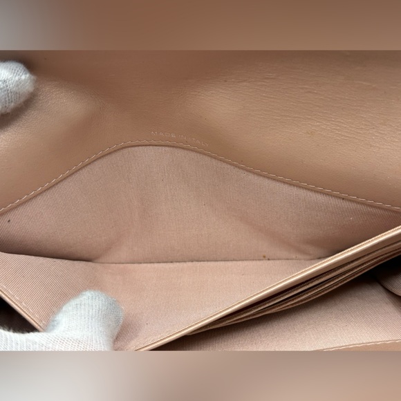 Authentic Chanel Camellia Leather Wallet on Unbranded Added Chain - Picture 6 of 13